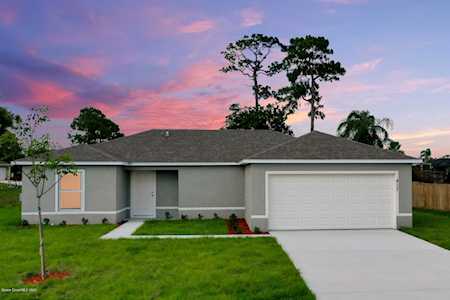 467 SW Four Winds Street Palm Bay, FL 32908