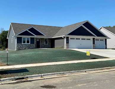 1135 Crescent Hill Green Bay, Village of Howard, WI 54313