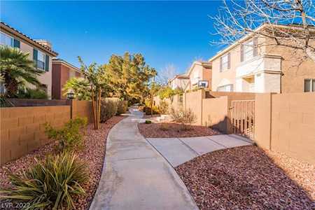 9913 Camino Loma Verde Ave Las Vegas, NV 89117