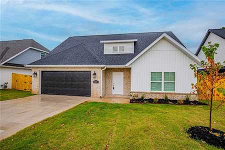 4203 SW Bison St Bentonville, AR 72713