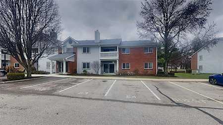 8410 Glenwillow Ln #104 Indianapolis, IN 46278