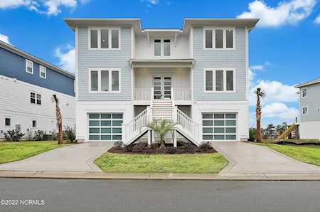 756 Waterstone Drive Wilmington, NC 28411
