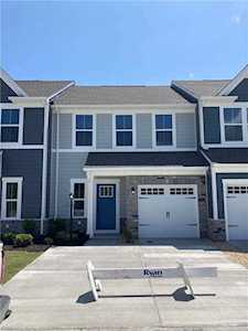 1611 Songbird Ln Chesapeake, VA 23323