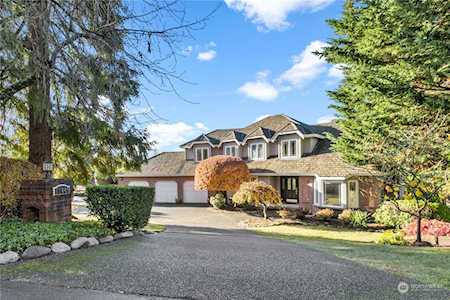 13849 209th Ave NE Woodinville, WA 98077