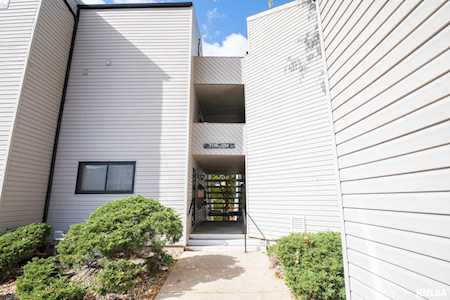 7257 N Lakeside Ct Peoria, IL 61614