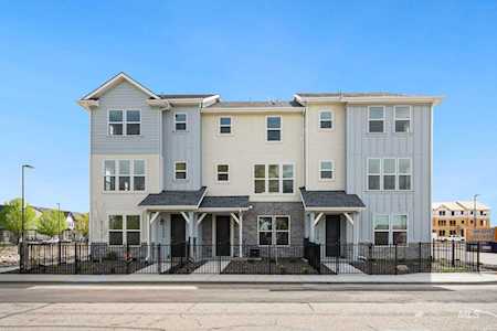1606 N Mumbarto Ln Boise, ID 83713