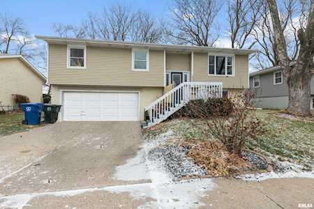 1830 W 55th St Davenport, IA 52806