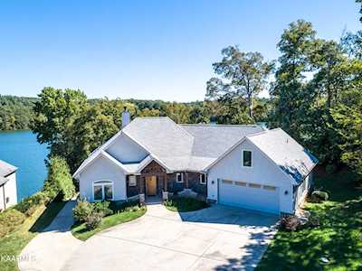 306 Tecumseh Place Loudon, TN 37774