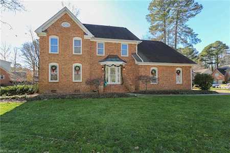 1000 Forest Lakes Dr Chesapeake, VA 23322