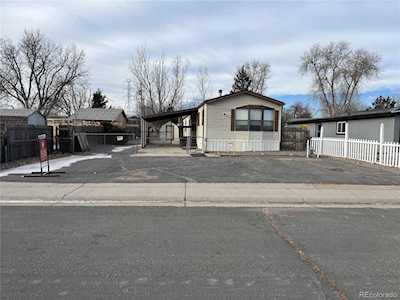1009 Lilac Dr Lochbuie, CO 80603