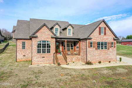 827 Brookshire Blvd Maryville, TN 37803