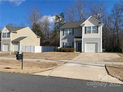 527 Smokehouse Ln Albemarle, NC 28001