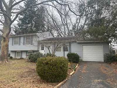 8034 Bunyan Drive Reynoldsburg, OH 43068