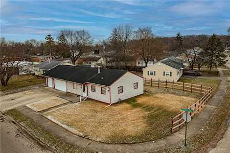 1716 Portage Path Springfield, OH 45506