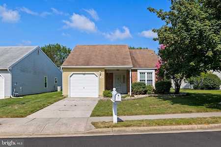 15 Falmouth Dr Mount Laurel, NJ 08054