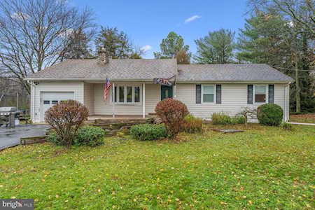 101 Millstream Rd W Cream Ridge, NJ 08514