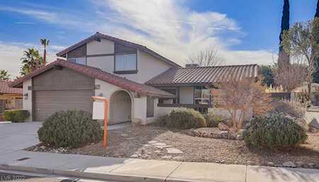 8729 Cremona Dr Las Vegas, NV 89117