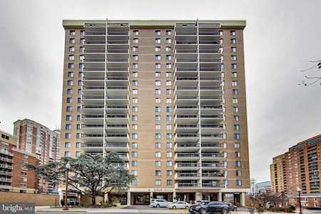 3800 Fairfax Dr #803 Arlington, VA 22203