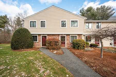 28 Apple Tree Hill Rd #28 Hopkinton, MA 01748