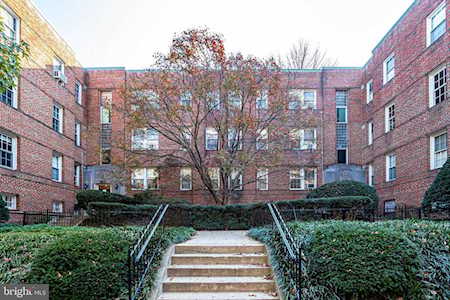 2802 Devonshire Pl NW #105 Washington, DC 20008