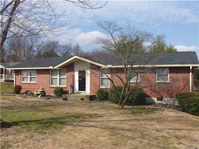 303 Janette Ave Goodlettsville, TN 37072