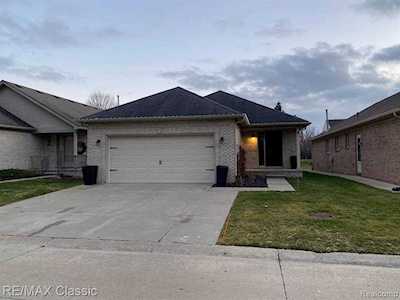 14318 Venice Sterling Heights, MI 48313