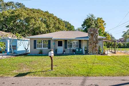 606 14th St Palm Harbor, FL 34683
