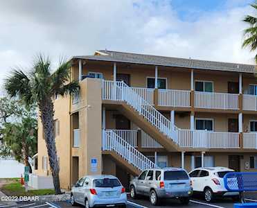 415 Halifax Avenue #303 Daytona Beach, FL 32118
