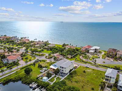 6403 Marbella Blvd Apollo Beach, FL 33572