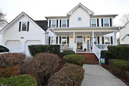 813 Sydenham Blvd Chesapeake, VA 23322