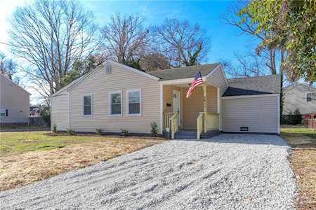 7917 Simons Dr Norfolk, VA 23505