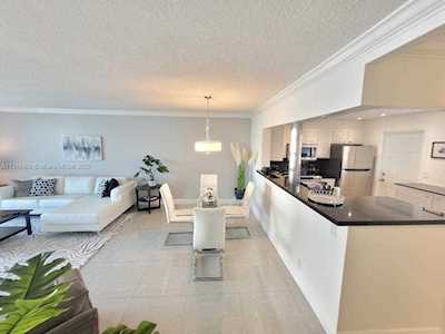 610 NE 12th Ave #401 Hallandale Beach, FL 33009