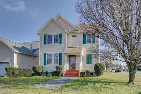 4819 Bainbridge Blvd Chesapeake, VA 23320