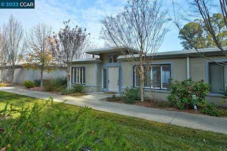 1137 Stanley Dollar Dr Walnut Creek, CA 94595