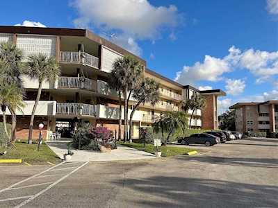 2900 NW 47th Ter #208B Lauderdale Lakes, FL 33313