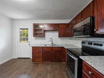 3709 S Jones Street Fort Worth, TX 76110