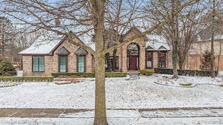 25863 Arcadia Novi, MI 48374