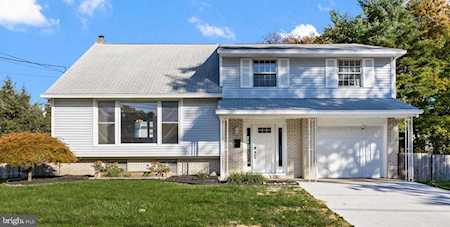 112 Kipling Rd Cherry Hill, NJ 08003