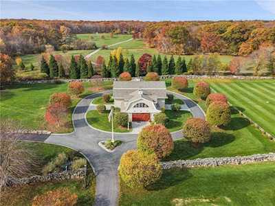 20 Gerald's Farm Dr Exeter, RI 02822