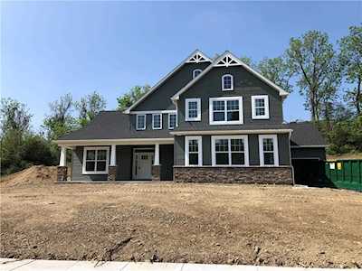 8975 Morgan Ct Fogelsville, PA 18051