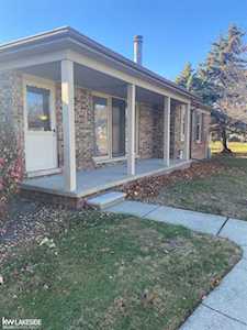 49460 Mayflower Ct. Shelby Twp, MI 48315