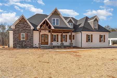 7611 Pemberley Drive Oak Ridge, NC 27310