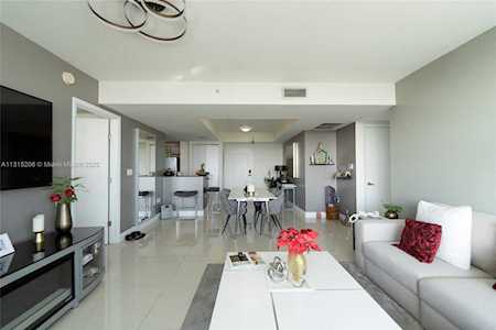 1861 NW S River Dr #1808 Miami, FL 33125