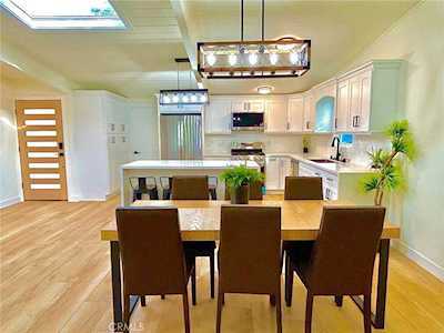 821 N Mountain View Place Fullerton, CA 92831