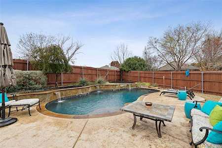 9025 Dry Creek Drive Fort Worth, TX 76244