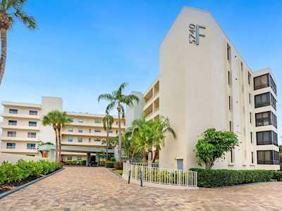 5740 Midnight Pass Rd #106 Sarasota, FL 34242