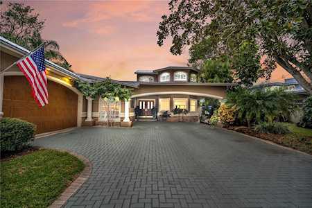 136 Carlyle Dr Palm Harbor, FL 34683