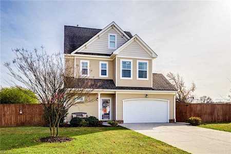 708 Brock Ct Virginia Beach, VA 23462