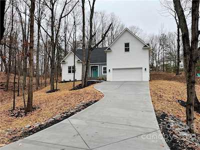 9108 Pleasant Ridge Rd Charlotte, NC 28215
