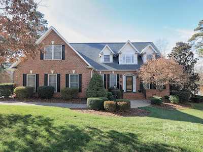 185 Howard Pond Loop Statesville, NC 28625